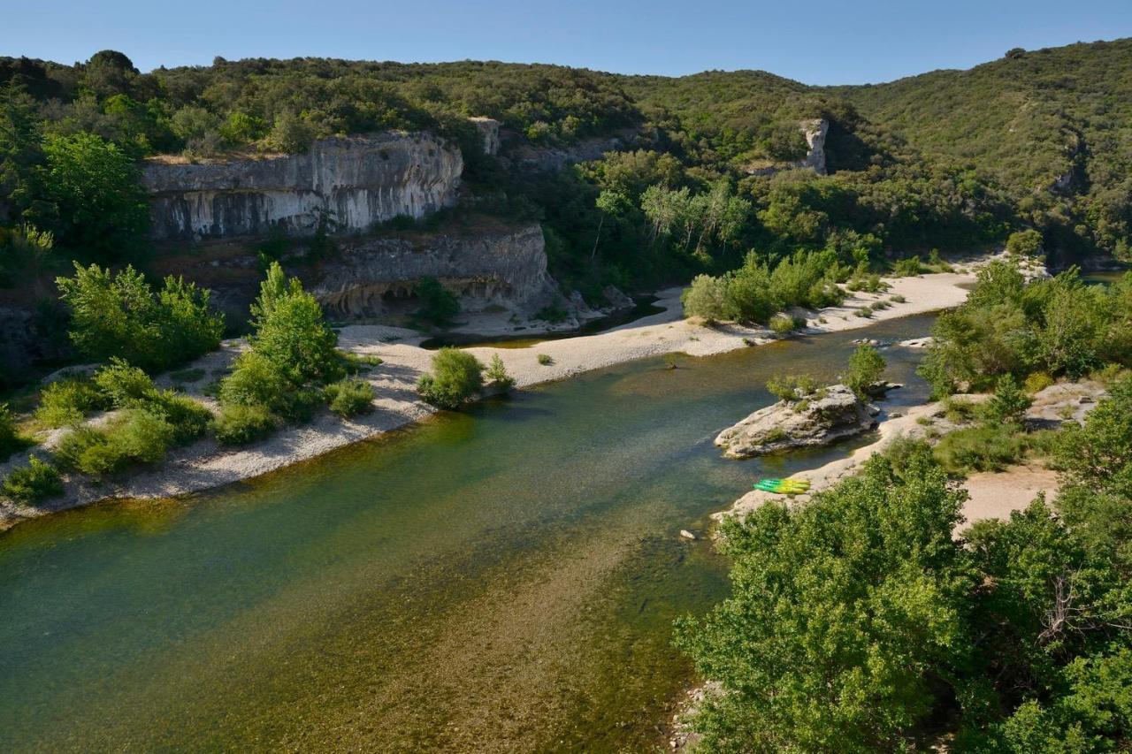 Hotel Restaurant Le Gardon - Pont Du Gard Collias Exterior photo