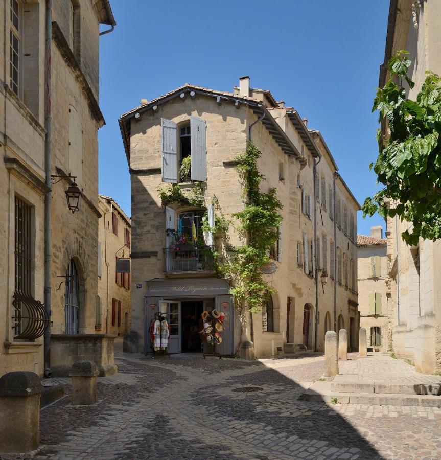 Hotel Restaurant Le Gardon - Pont Du Gard Collias Exterior photo